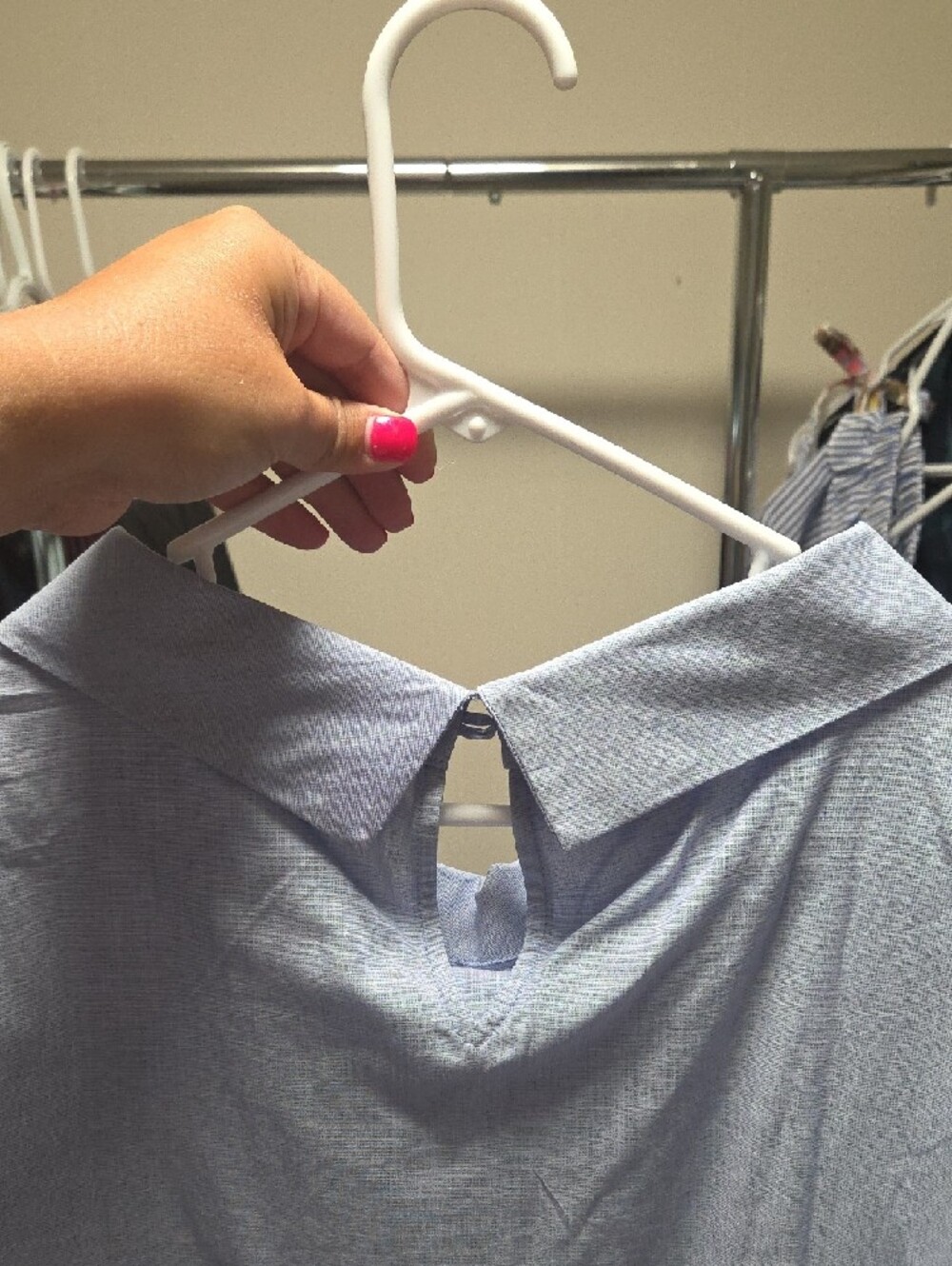 Light Blue Women's Button-Cuff Collar Shirt - Picture 3 of 4
